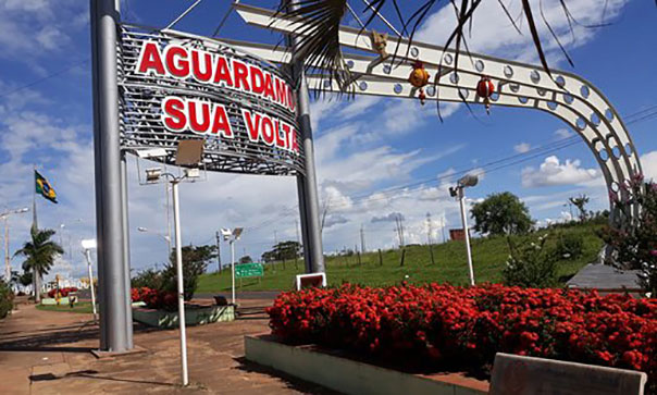 Um dos portais de entrada da cidade.