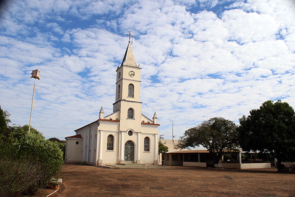 Igreja de Nossa Senhora Aparecida, em terreno doado por Benedicto Rodrigues de Carvalho, na Vila Ventura. Neia Rosseto, 2018