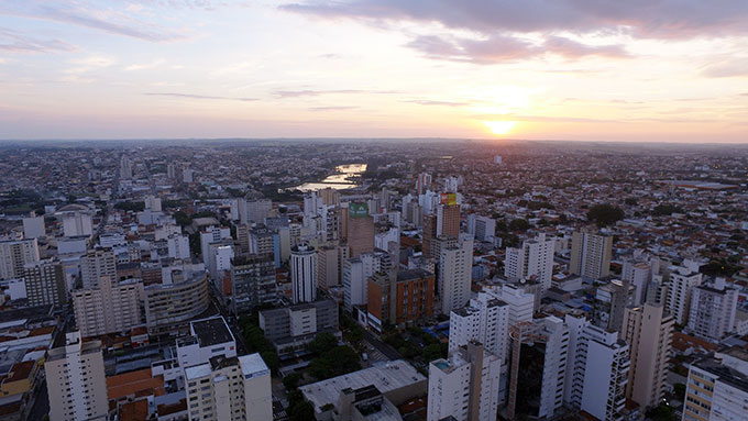O nascer do sol em São José do Rio Preto, pelo "olho do drone" de Fernando Daud, em 18/03/2017