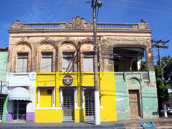 Sobrado construído por Salustiano Custódio da Silveira no início do século 20. Foto Néia Rosseto
